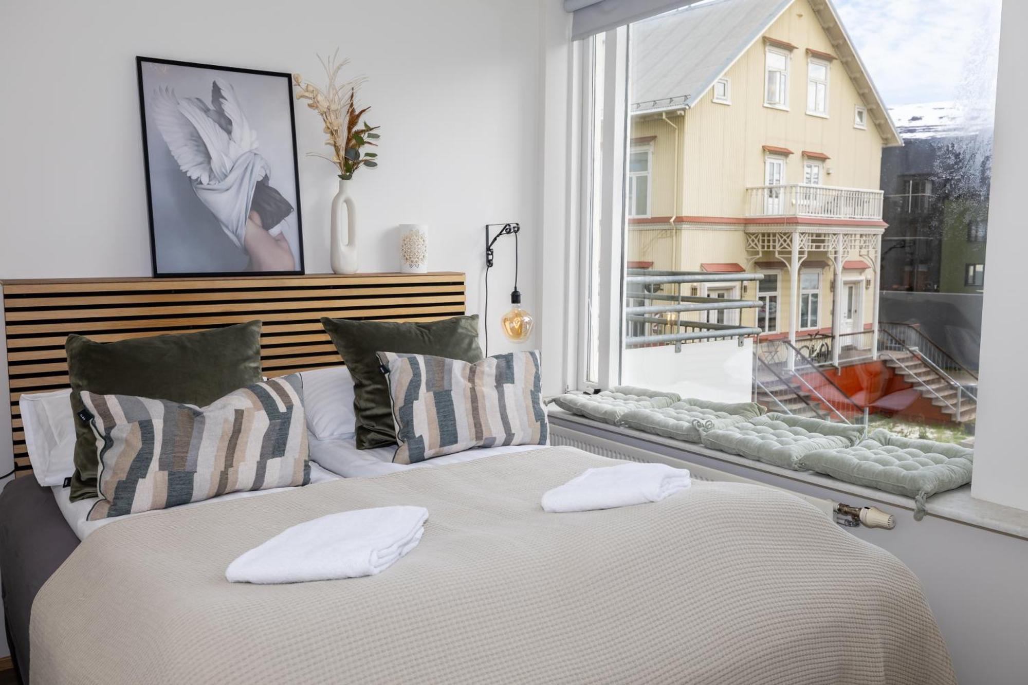Charming Deluxe Apartment Akureyri Pokoj fotografie