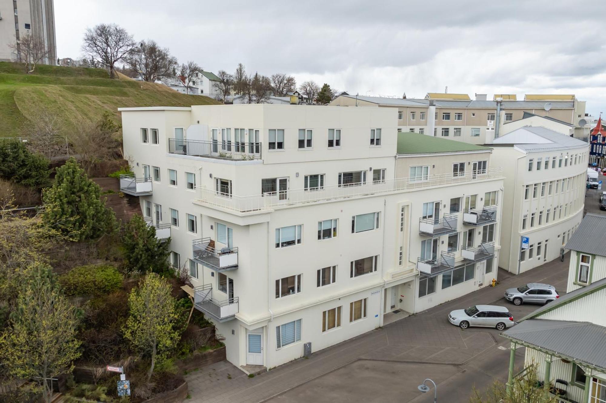 Charming Deluxe Apartment Akureyri Pokoj fotografie