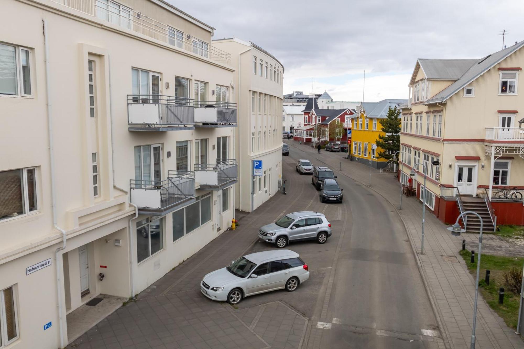 Charming Deluxe Apartment Akureyri Pokoj fotografie